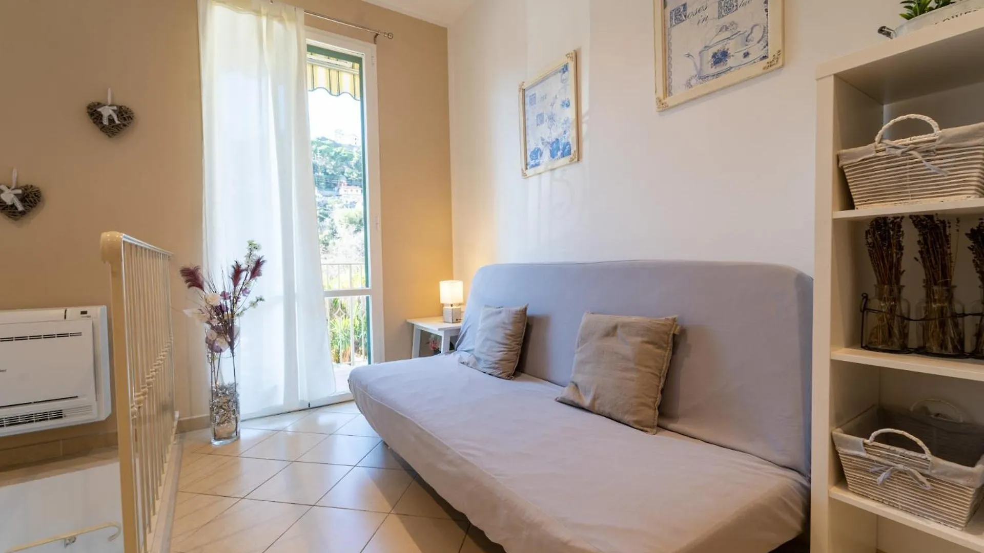 Violet Home- Super Centrale Sanremo